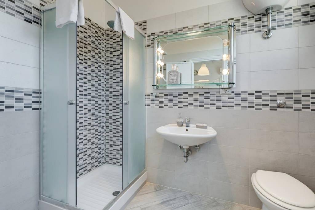 Rome Apartment With Terrace Autonomous מראה חיצוני תמונה